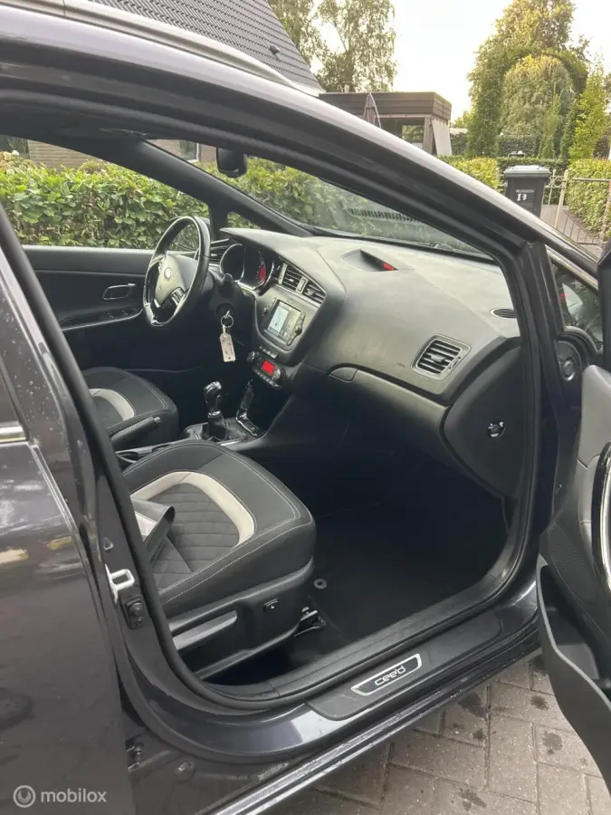 cee'd 1.0 T-GDi GT-Line Edition
