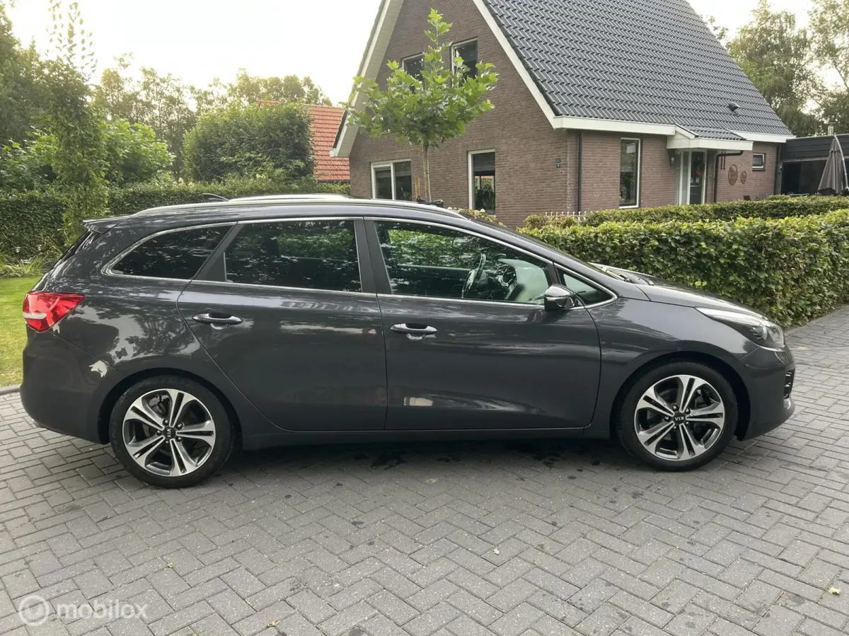 cee'd 1.0 T-GDi GT-Line Edition