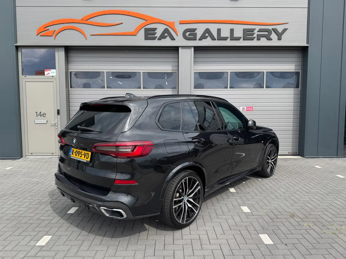 XDrive40i High Executive BOMVOL Black APK
