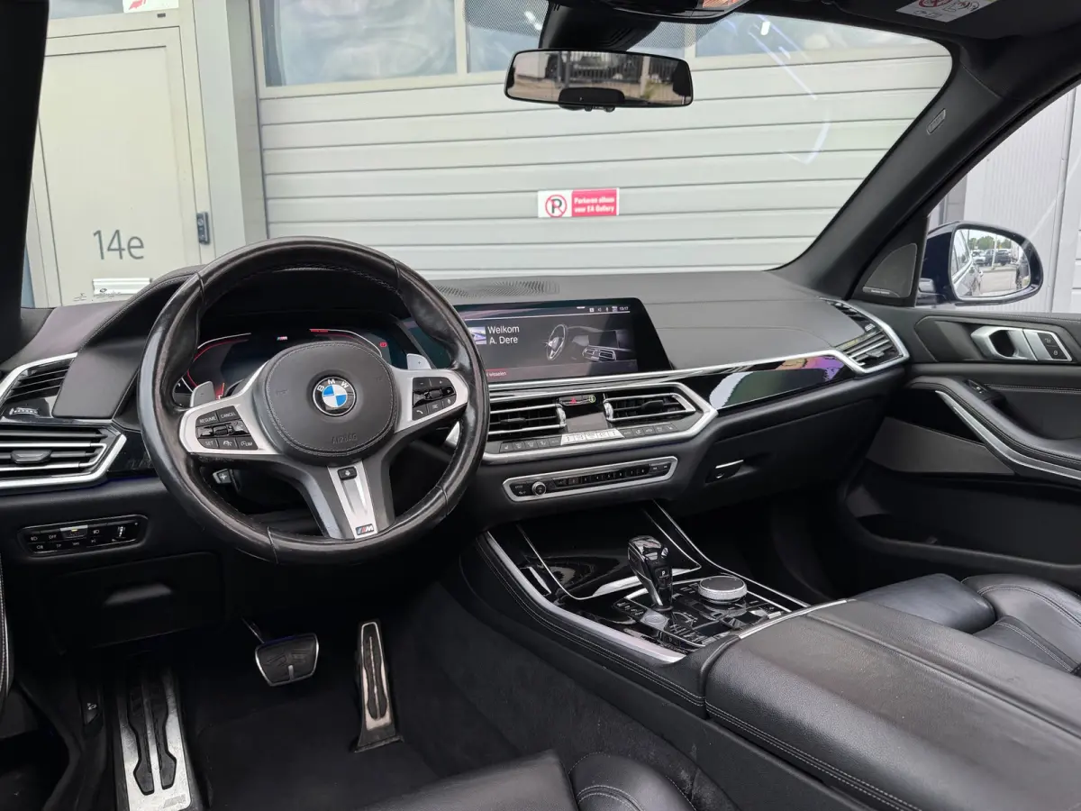 XDrive40i High Executive BOMVOL Black APK