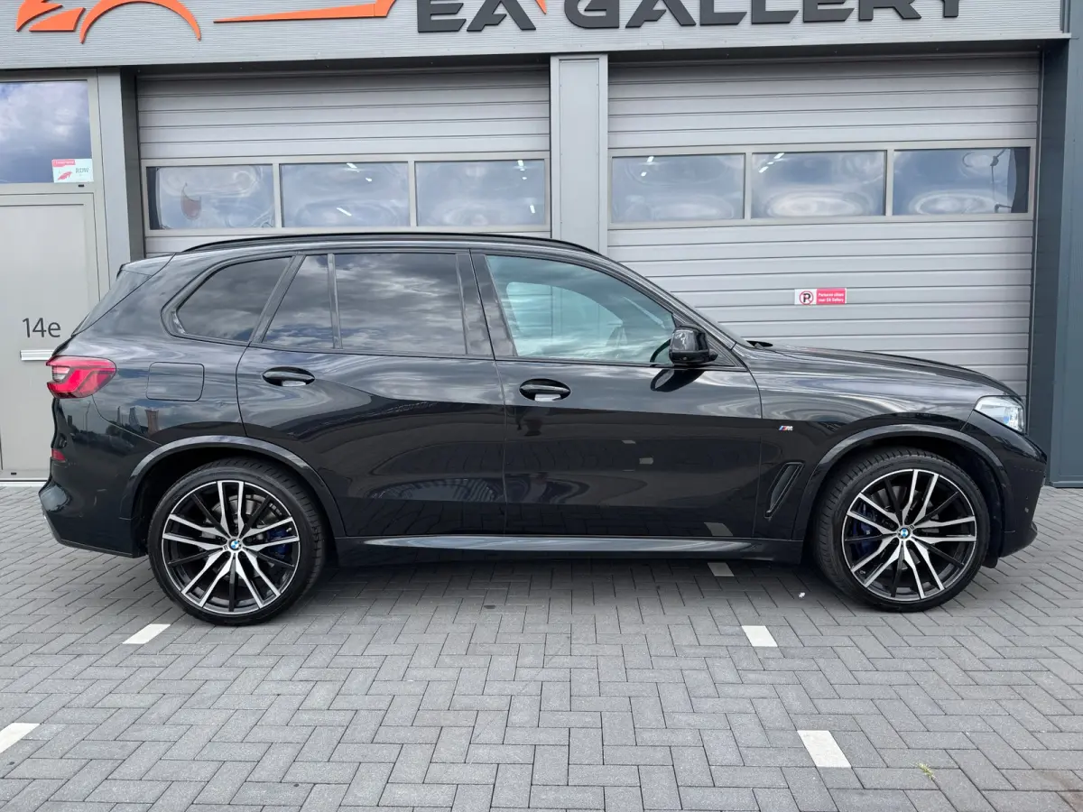 XDrive40i High Executive BOMVOL Black APK