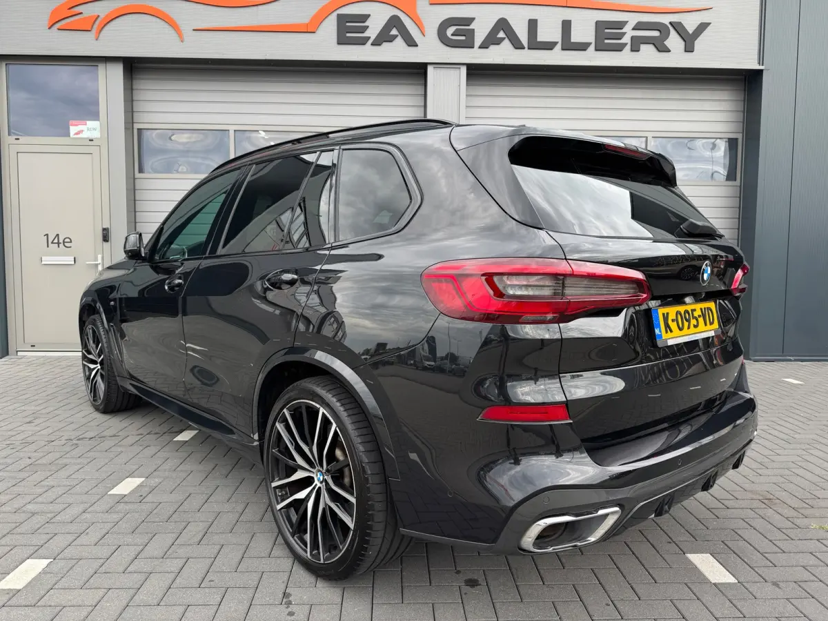 XDrive40i High Executive BOMVOL Black APK