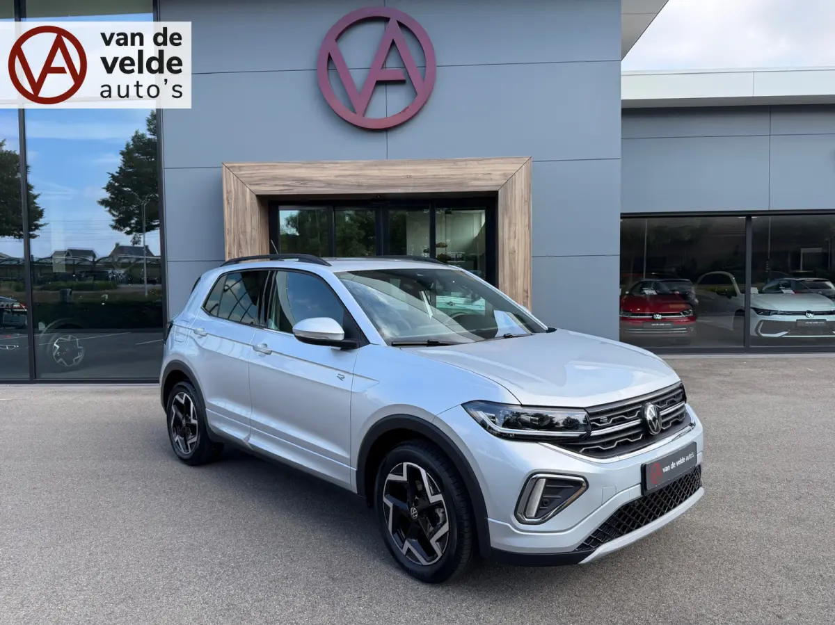 1.5 TSI 150pk DSG R-Line | Camera | Trekhaak | Dode hoek | Navi | IQ light | Rijklaar incl. garantie