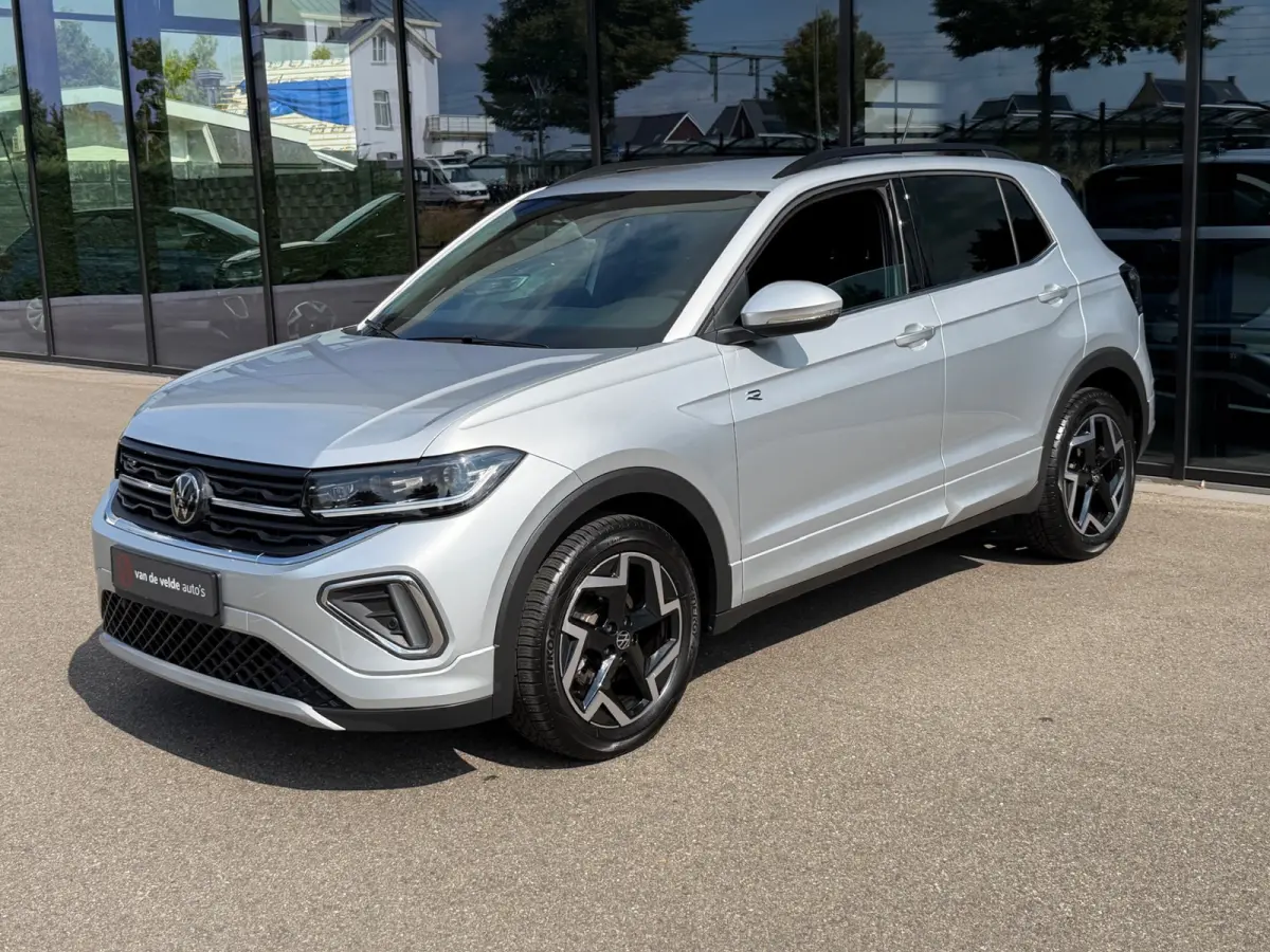 1.5 TSI 150pk DSG R-Line | Camera | Trekhaak | Dode hoek | Navi | IQ light | Rijklaar incl. garantie