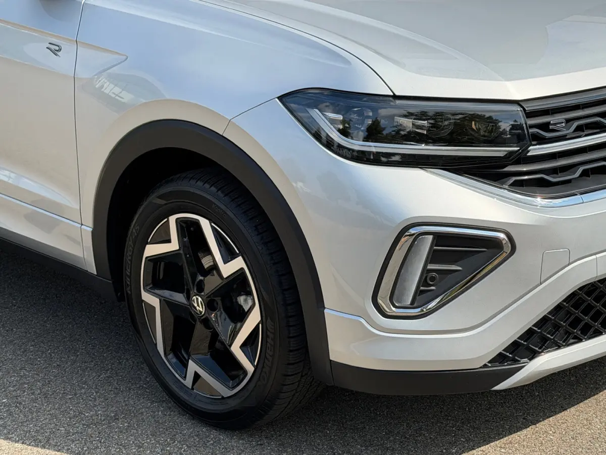 1.5 TSI 150pk DSG R-Line | Camera | Trekhaak | Dode hoek | Navi | IQ light | Rijklaar incl. garantie