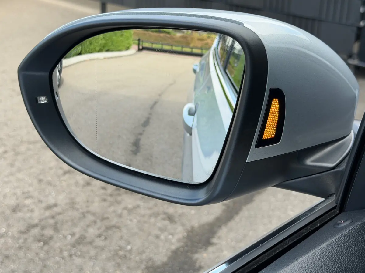 1.5 TSI 150pk DSG R-Line | Camera | Trekhaak | Dode hoek | Navi | IQ light | Rijklaar incl. garantie
