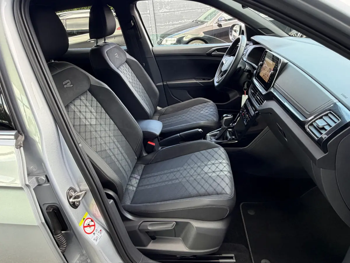 1.5 TSI 150pk DSG R-Line | Camera | Trekhaak | Dode hoek | Navi | IQ light | Rijklaar incl. garantie