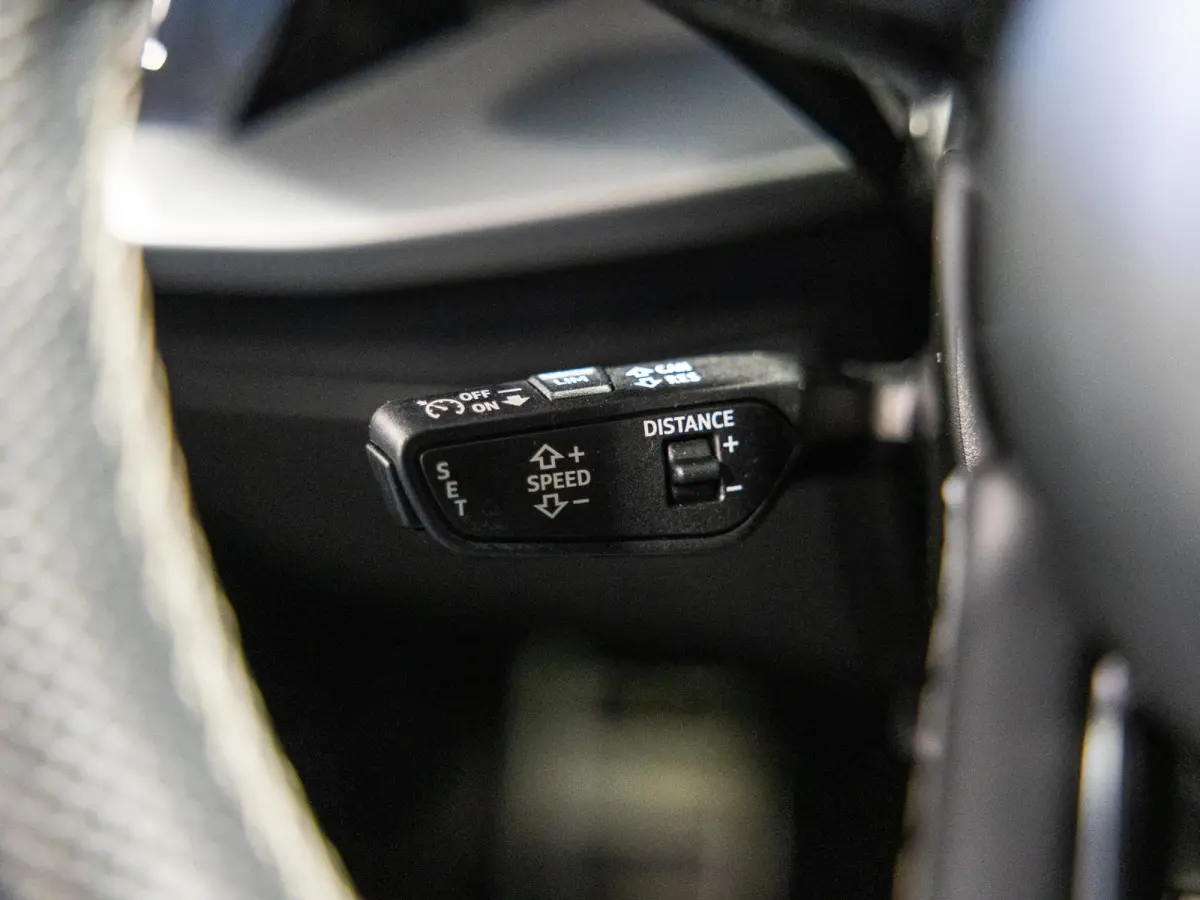 35 TFSI S-Line edition / 150pk / NAP / Matrix LED / Stoelverwarming / Adaptieve cruise control /