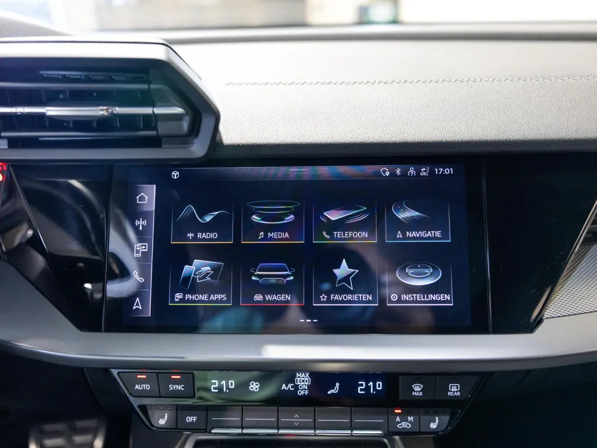35 TFSI S-Line edition / 150pk / NAP / Matrix LED / Stoelverwarming / Adaptieve cruise control /