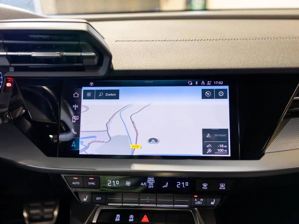 35 TFSI S-Line edition / 150pk / NAP / Matrix LED / Stoelverwarming / Adaptieve cruise control /