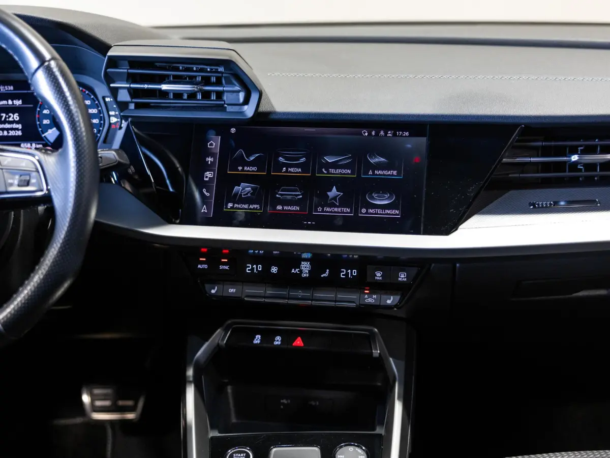 35 TFSI S-Line edition / 150pk / NAP / Matrix LED / Stoelverwarming / Adaptieve cruise control /