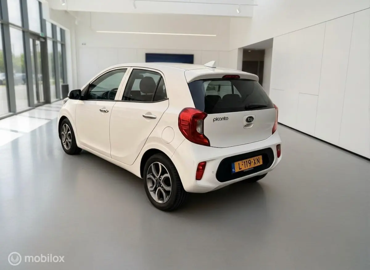 1.0 DPi DynamicPlusLine | 57.034 km | Keyless | Camera | CarPlay | LED
