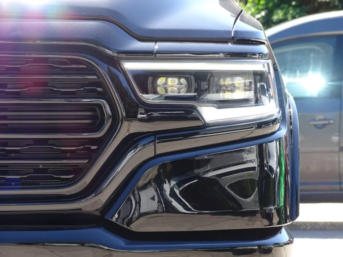 1500 5.7 V8 4x4 Crew Cab Limited