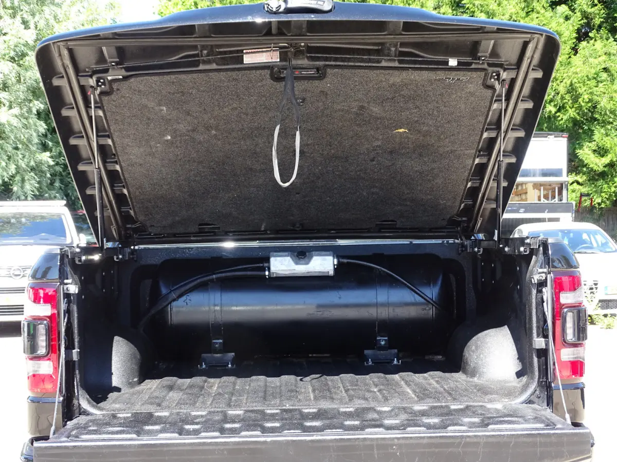 1500 5.7 V8 4x4 Crew Cab Limited