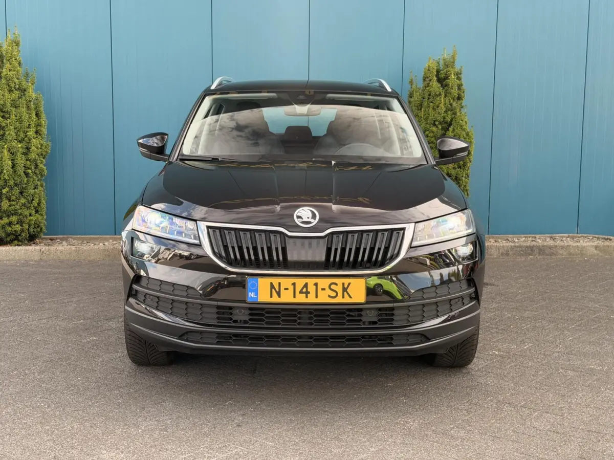 1.0 TSI Business Edition Plus TREKH. | ADAPT.CRUISE | CAM | CARPLAY | NAV | LED | KEYLESS | PDC