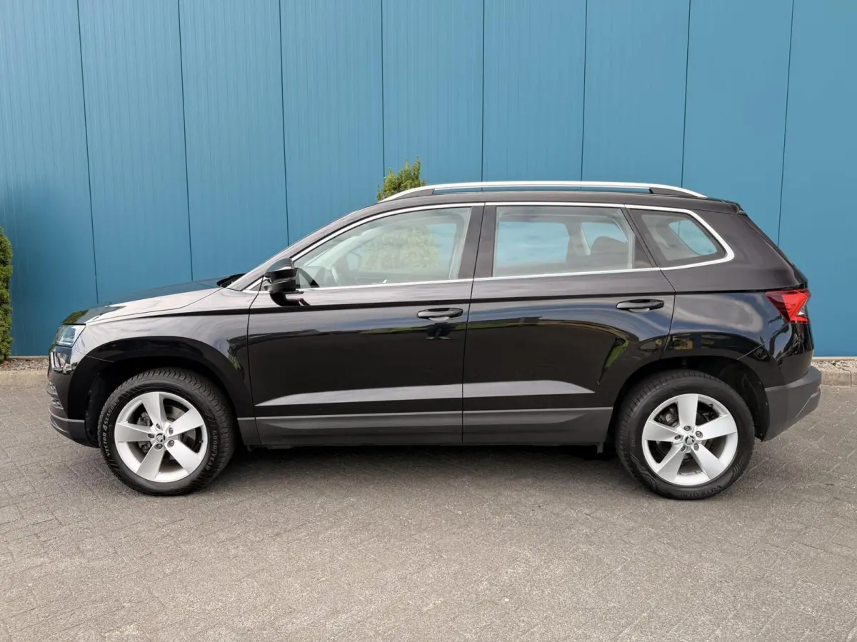 1.0 TSI Business Edition Plus TREKH. | ADAPT.CRUISE | CAM | CARPLAY | NAV | LED | KEYLESS | PDC