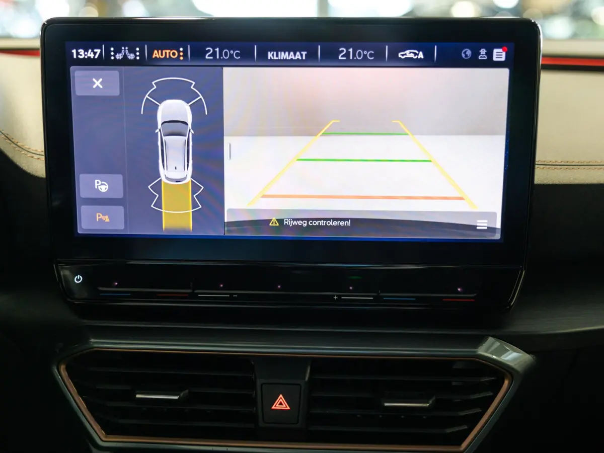 1.5 TSI Business Edition Plus / 150pk / Achteruitrij camera / Sfeerverlichting / Adaptieve cruise control /