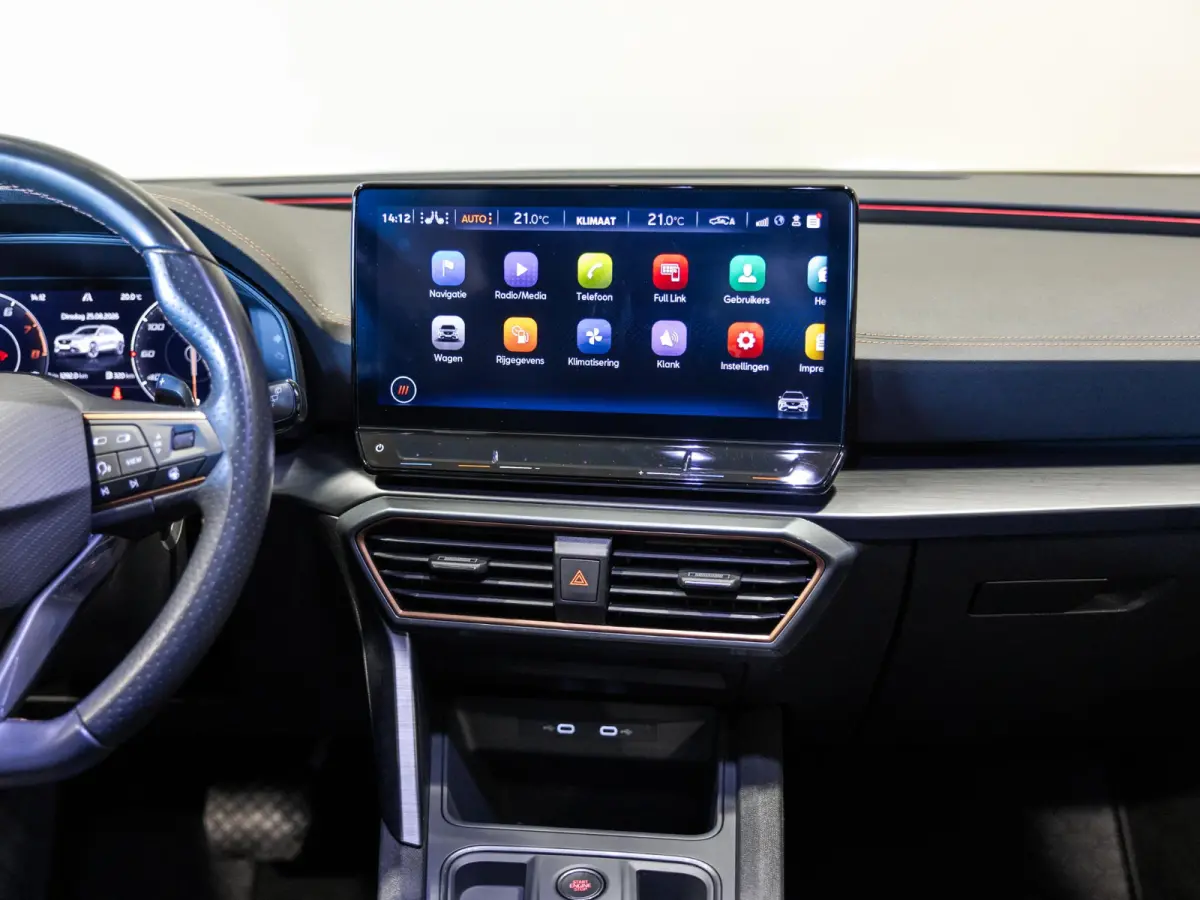 1.5 TSI Business Edition Plus / 150pk / Achteruitrij camera / Sfeerverlichting / Adaptieve cruise control /