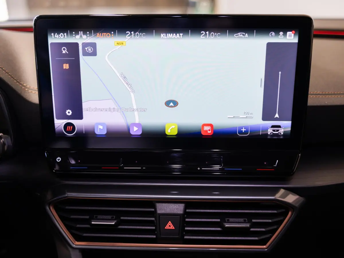 1.5 TSI Business Edition Plus / 150pk / Achteruitrij camera / Sfeerverlichting / Adaptieve cruise control /