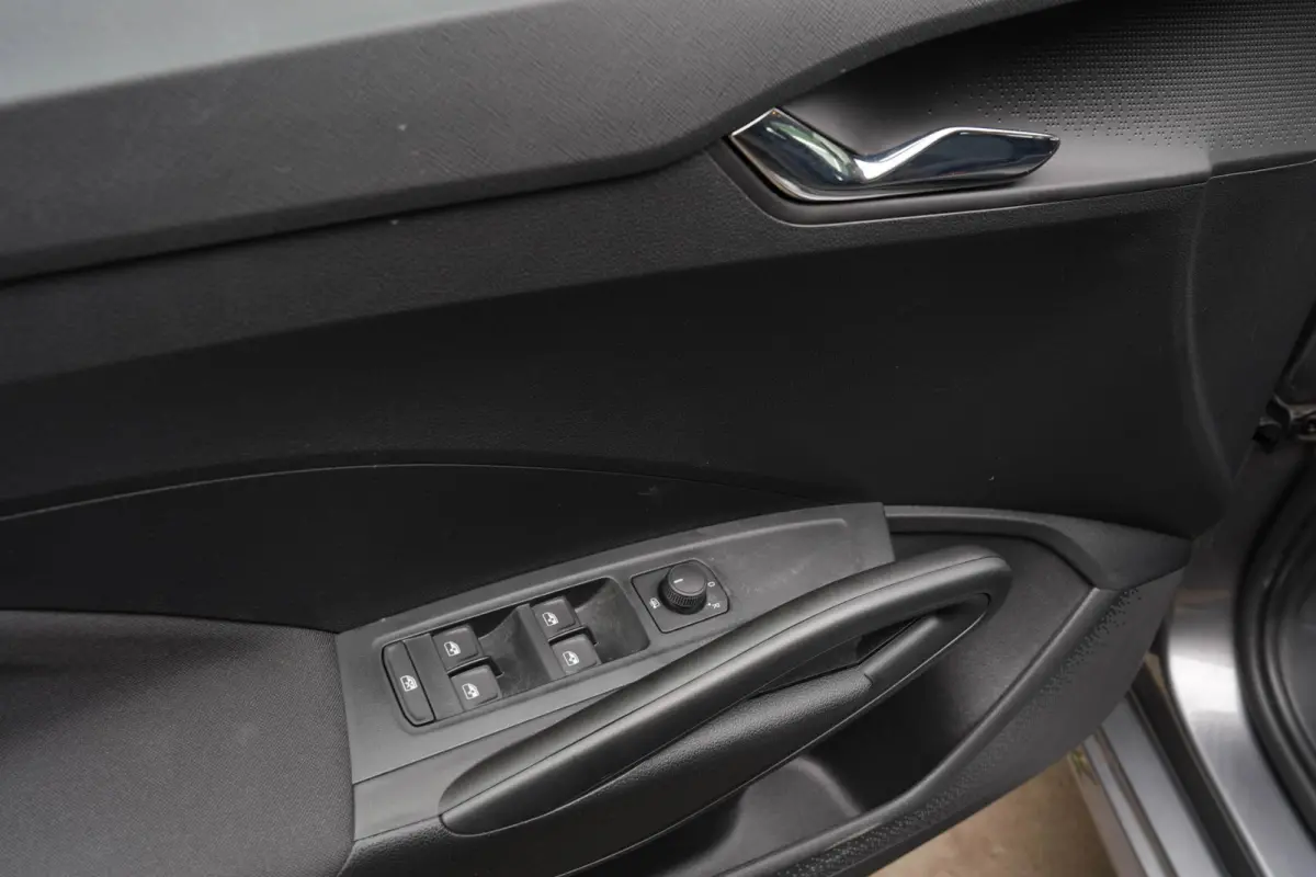 1.0 TSI Business Edition | Automaat | Carplay | Camera