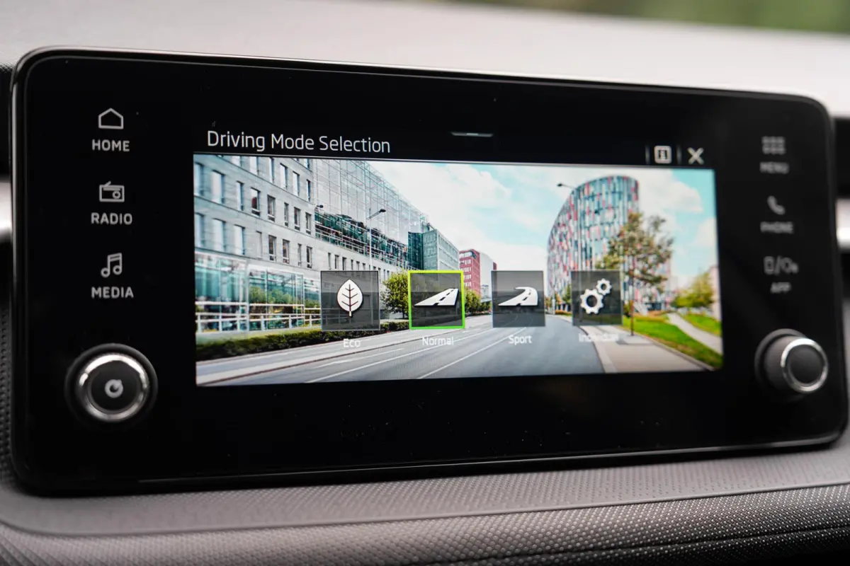 1.0 TSI Business Edition | Automaat | Carplay | Camera