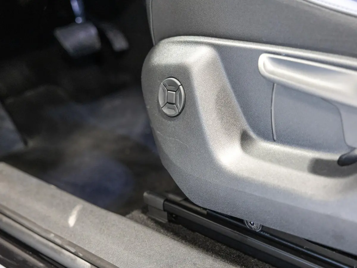 1.5 eHybrid Life Edition / 204pk / SoH 100% / Achteruitrij camera / Dodehoek herkenning / CarPlay /