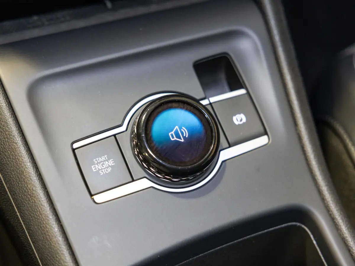 1.5 eHybrid Life Edition / 204pk / SoH 100% / Achteruitrij camera / Dodehoek herkenning / CarPlay /
