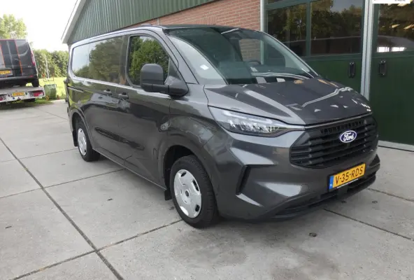 280 2.0 TDCI L1H1 Limited*autom*navi/cam