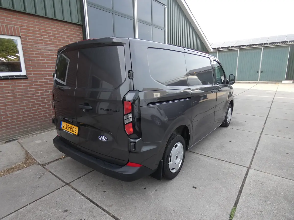 280 2.0 TDCI L1H1 Limited*autom*navi/cam