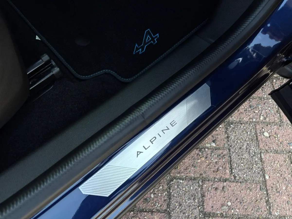 1.6 E-Tech Full Hybrid 145 Esprit Alpine ✅ Leder ✅ 360 ✅ ACC