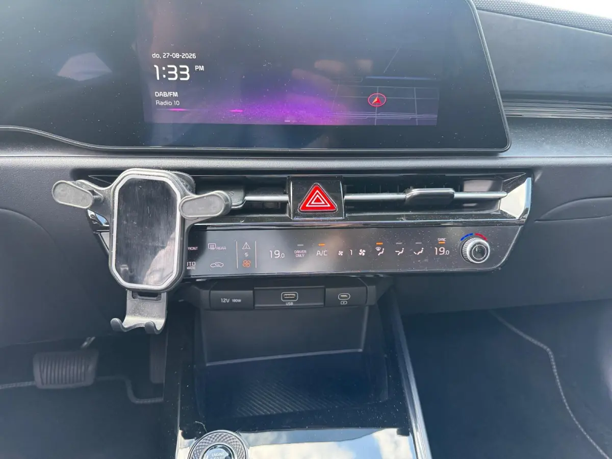 1.6 GDi Hybrid DynamicPlusLine BlackPack | Dodenhoek detectie | Schuif Kanteldak| Leer | Stoel/Stuur verwarming | Elektrische Kofferbak |