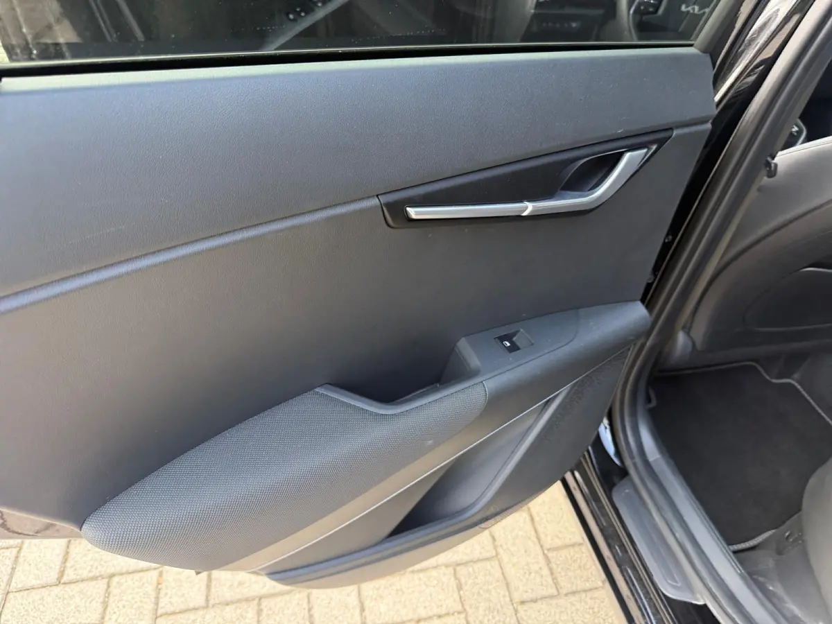 1.6 GDi Hybrid DynamicPlusLine BlackPack | Dodenhoek detectie | Schuif Kanteldak| Leer | Stoel/Stuur verwarming | Elektrische Kofferbak |