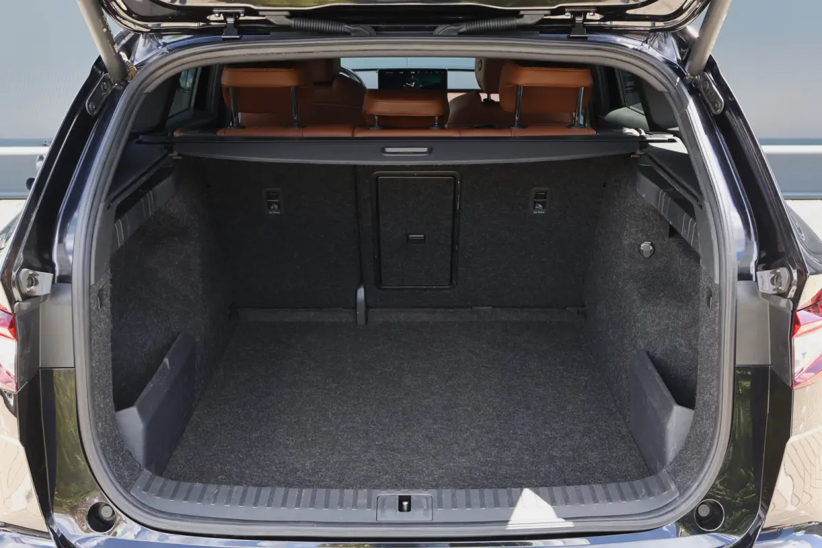 60 Founders Edition Black 94,2% soh! | Sportline | Crystal Face | Camera | Leer | Stuurverwarming | Elektr. Achterklep | 21 Inch lichtmetaal