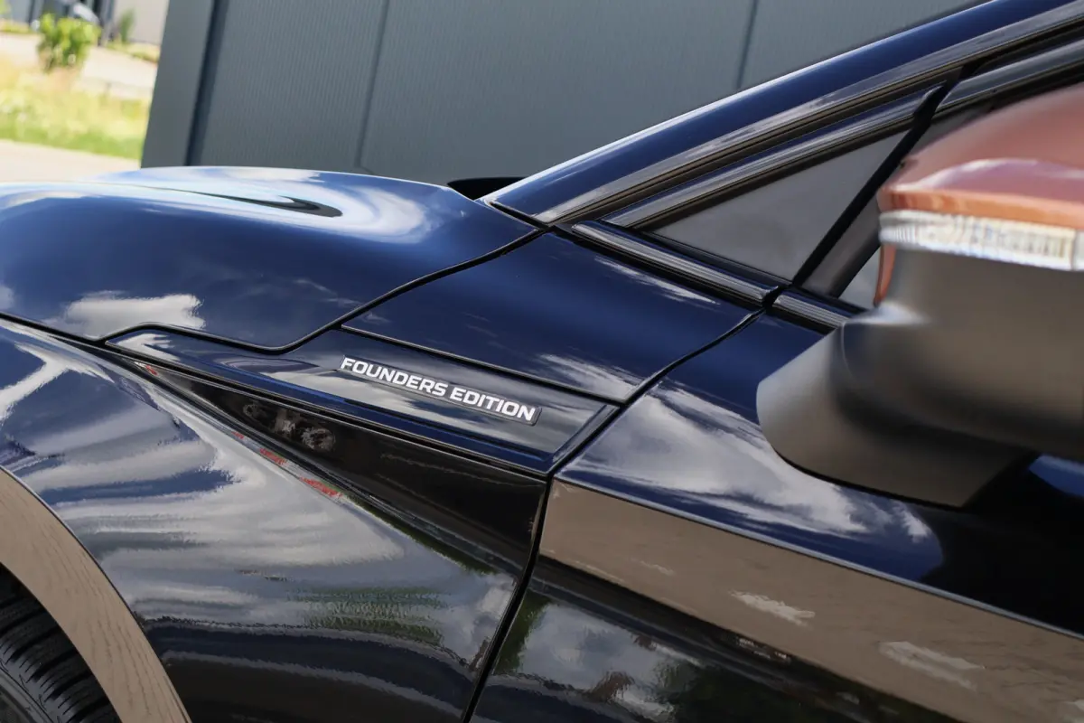 60 Founders Edition Black 94,2% soh! | Sportline | Crystal Face | Camera | Leer | Stuurverwarming | Elektr. Achterklep | 21 Inch lichtmetaal