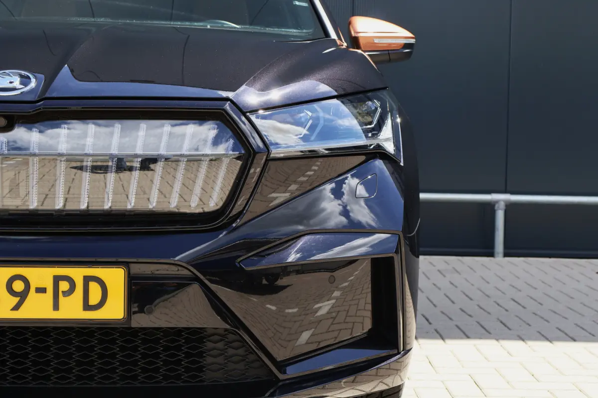 60 Founders Edition Black 94,2% soh! | Sportline | Crystal Face | Camera | Leer | Stuurverwarming | Elektr. Achterklep | 21 Inch lichtmetaal