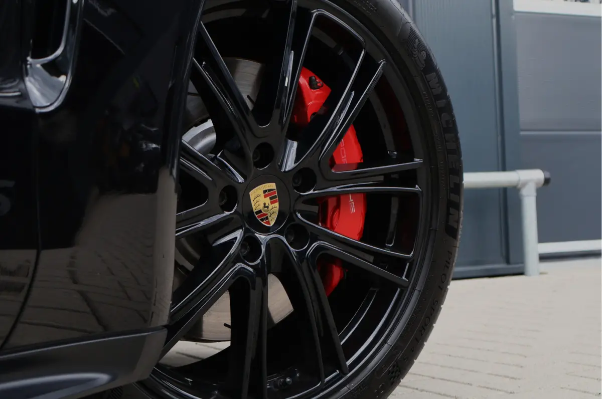 4.0 GTS Sport Chrono | Matrix PDLS | PASM | PDCC |  Pano | Bose | Head-up | keyless | Adaptive Cruise | Surround view