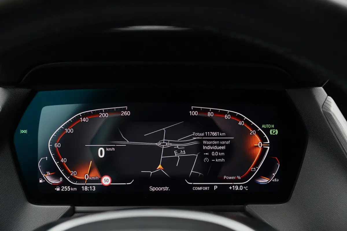 118i M-Sport Business Edition | Automaat | Live Cockpit | Sfeerverlichting