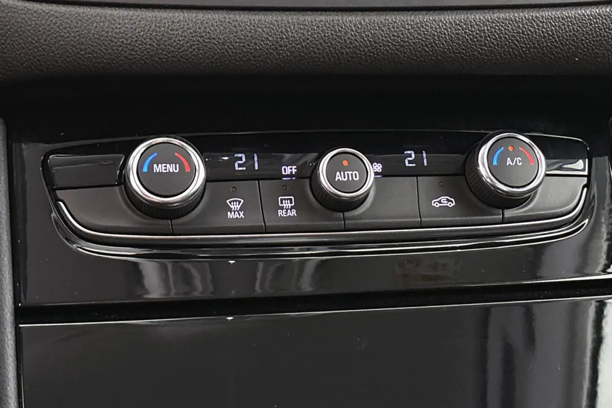 1.6 Turbo Plug-In Hybrid Elegance SOH 99% Keyless Stuurverwarming Elektrische Achterklep
