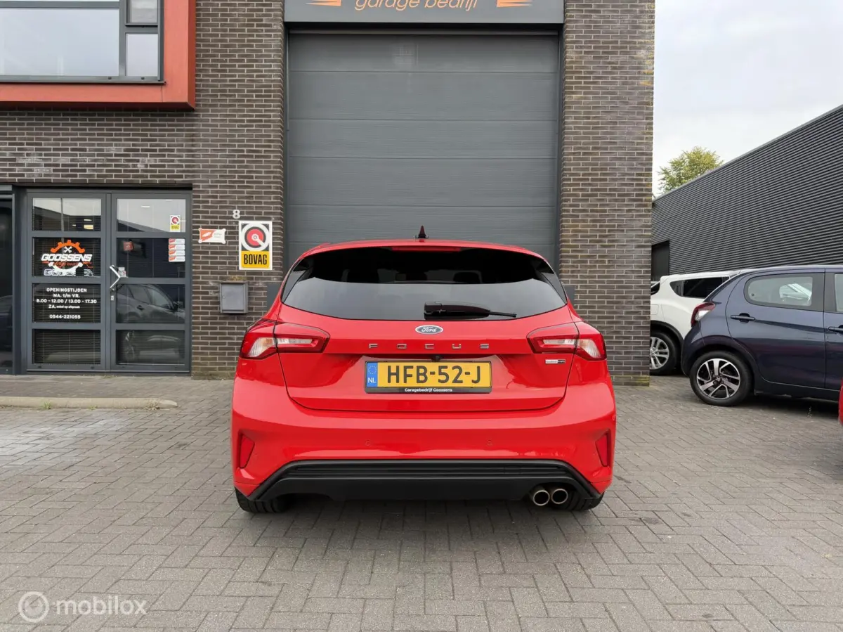 1.0 EcoBoost Hybrid ST Line X Business