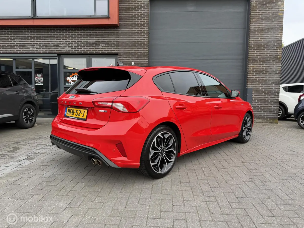 1.0 EcoBoost Hybrid ST Line X Business