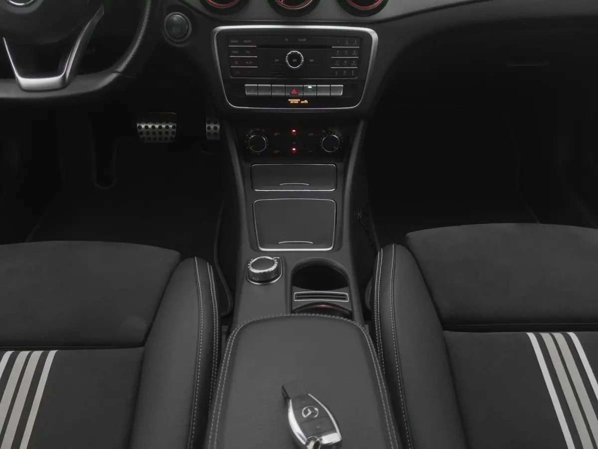 180 Automaat Business Solution AMG | STOELVERW. | NAVI