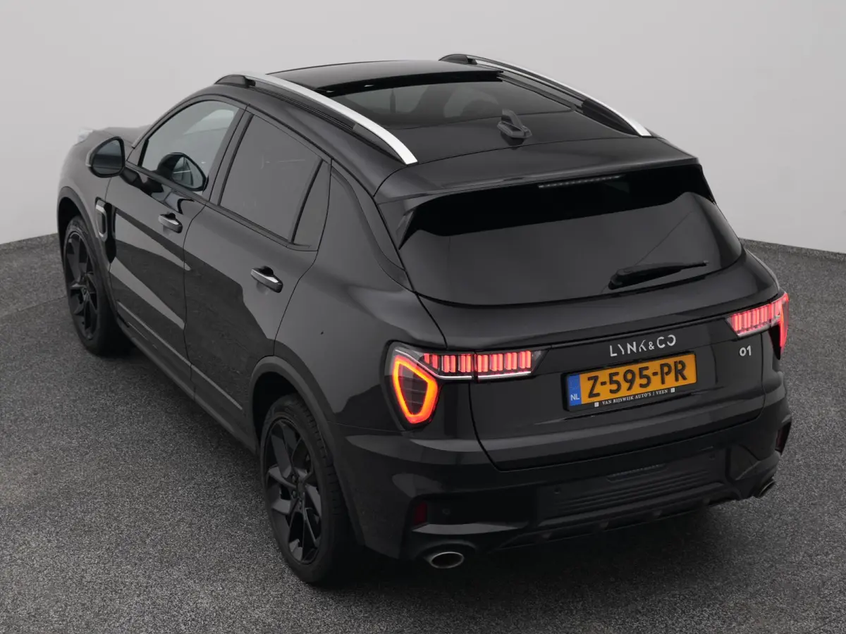 1.5 Plug-in Hybrid | 360° | BLACK | STUURVERW. | ZWARTE HEMEL | NLD AUTO
