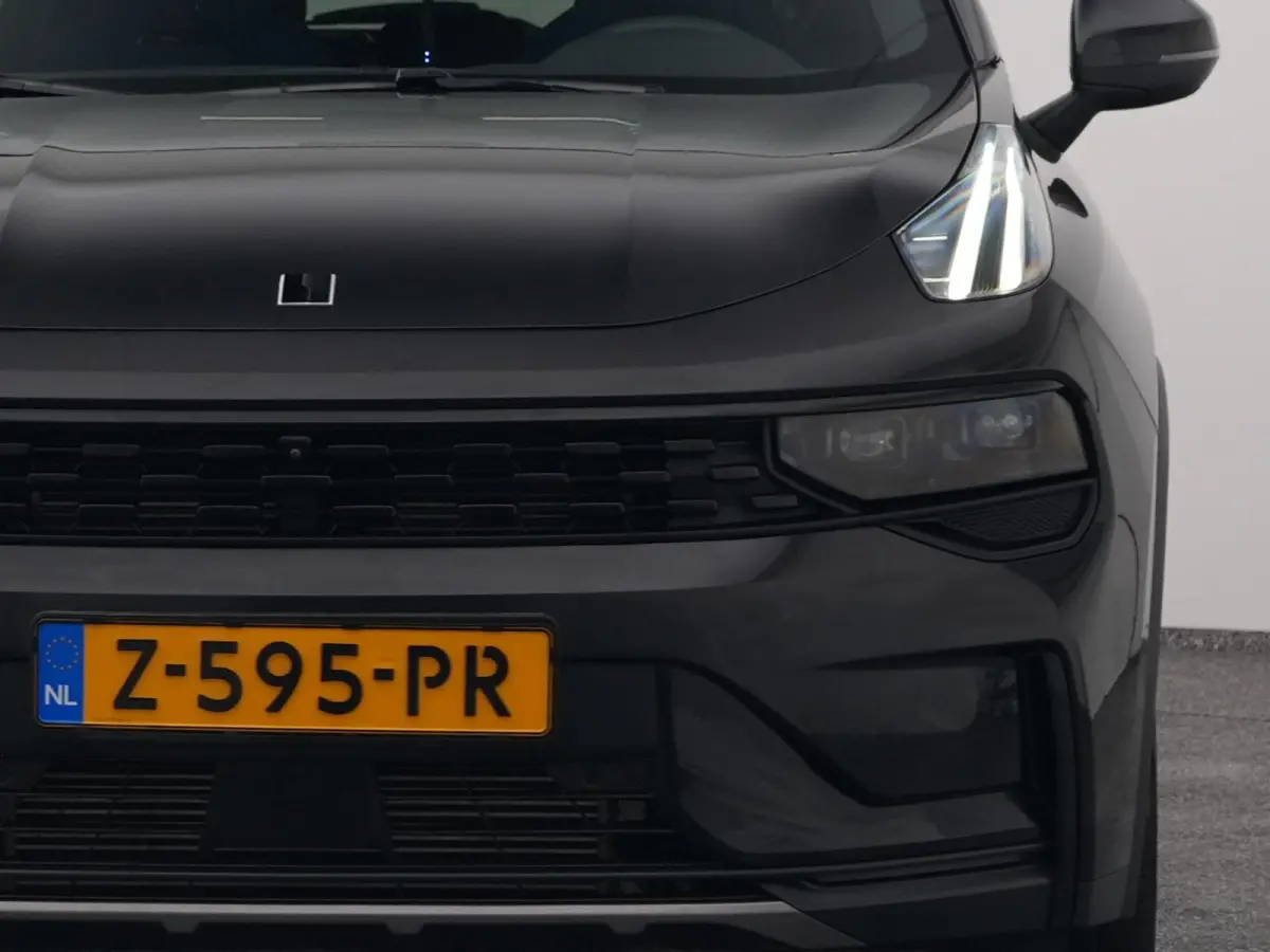 1.5 Plug-in Hybrid | 360° | BLACK | STUURVERW. | ZWARTE HEMEL | NLD AUTO