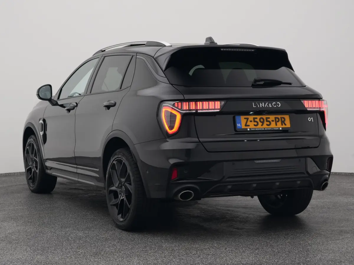 1.5 Plug-in Hybrid | 360° | BLACK | STUURVERW. | ZWARTE HEMEL | NLD AUTO