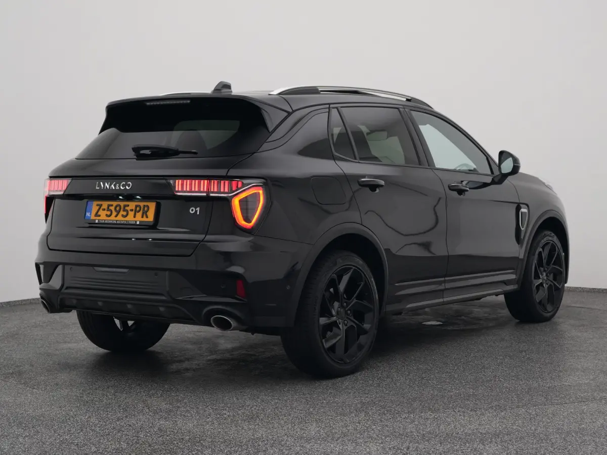 1.5 Plug-in Hybrid | 360° | BLACK | STUURVERW. | ZWARTE HEMEL | NLD AUTO