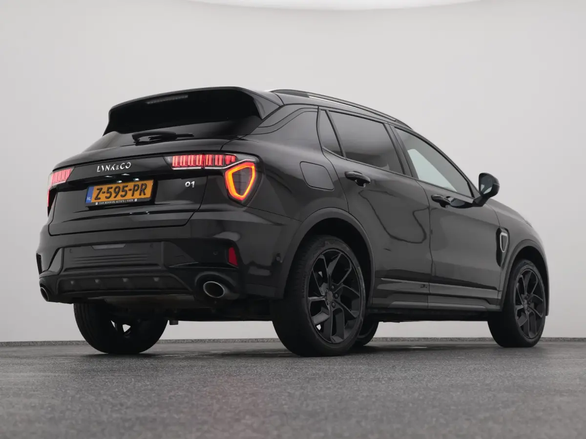 1.5 Plug-in Hybrid | 360° | BLACK | STUURVERW. | ZWARTE HEMEL | NLD AUTO
