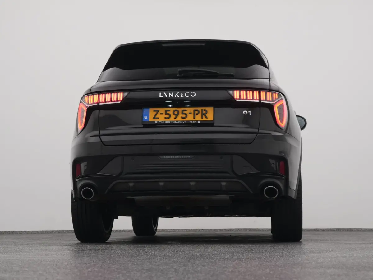 1.5 Plug-in Hybrid | 360° | BLACK | STUURVERW. | ZWARTE HEMEL | NLD AUTO