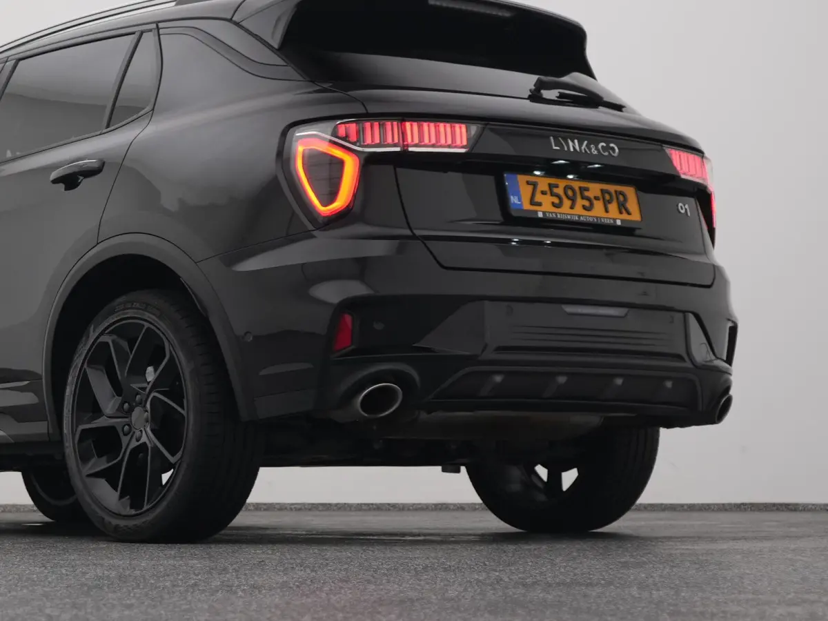 1.5 Plug-in Hybrid | 360° | BLACK | STUURVERW. | ZWARTE HEMEL | NLD AUTO