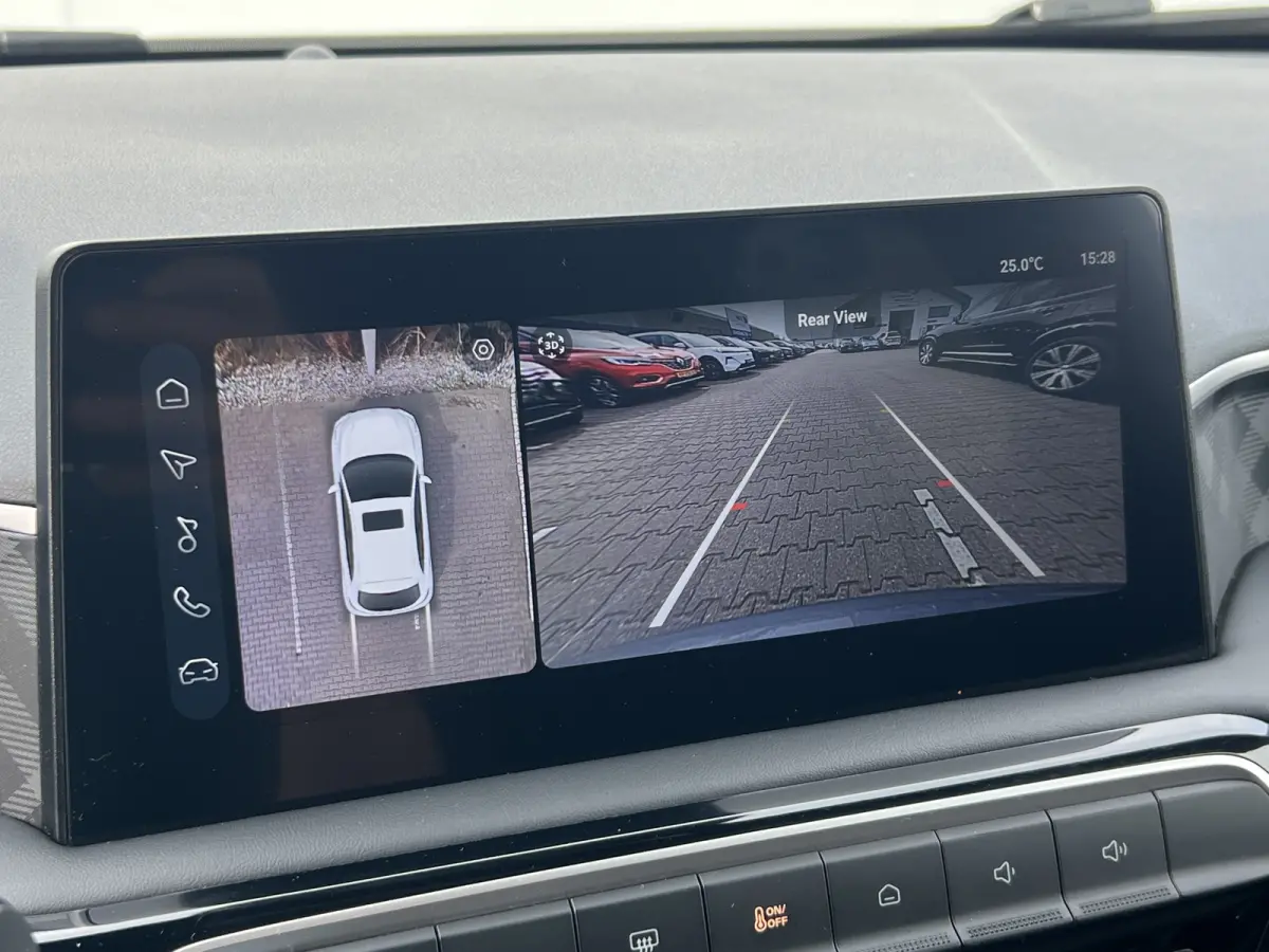 1.5 Luxury | Carplay | DAB | LED | Dodehoek