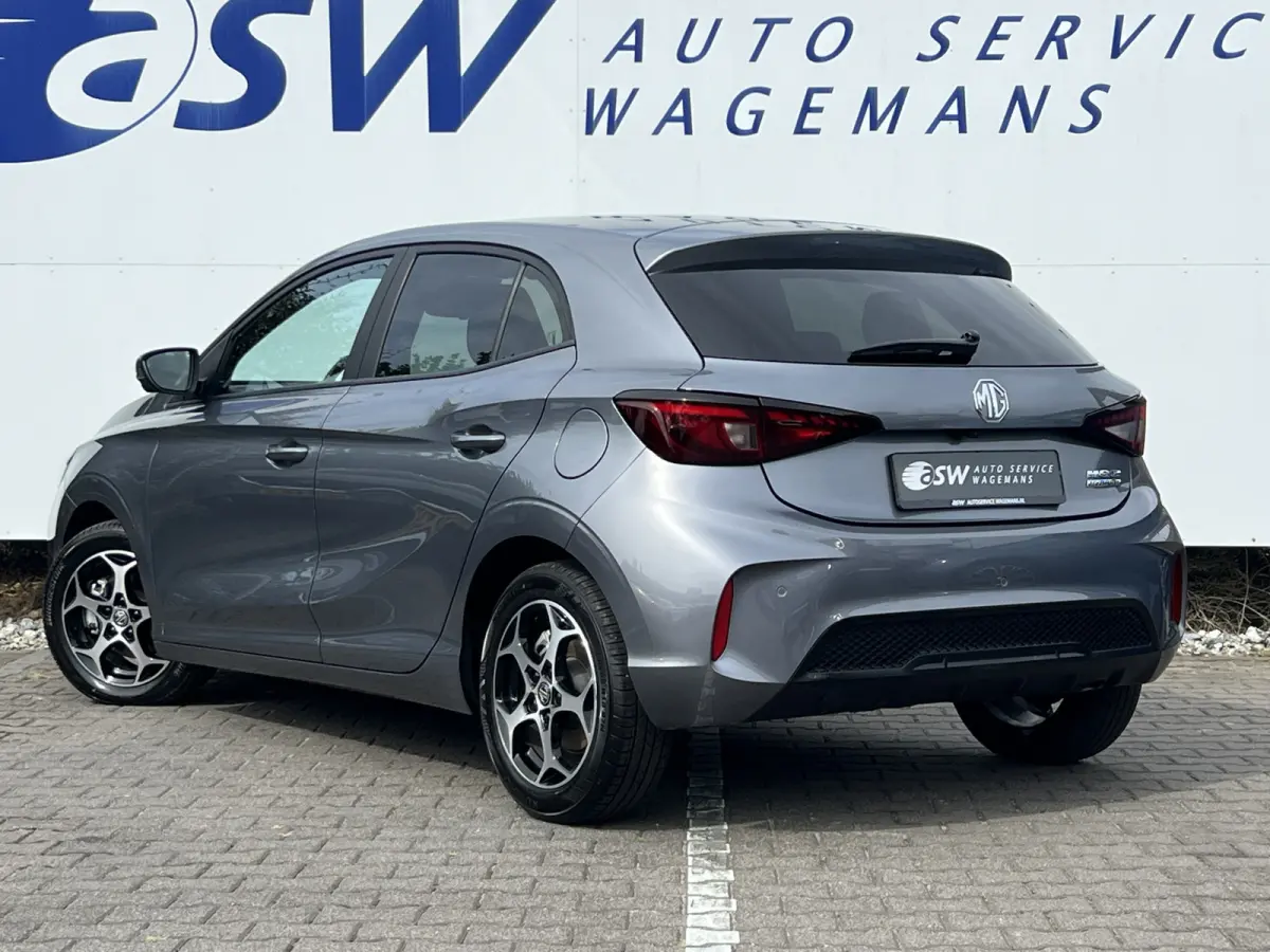 1.5 Hybrid+ Luxury | Carplay | DAB | LED | Dodehoek